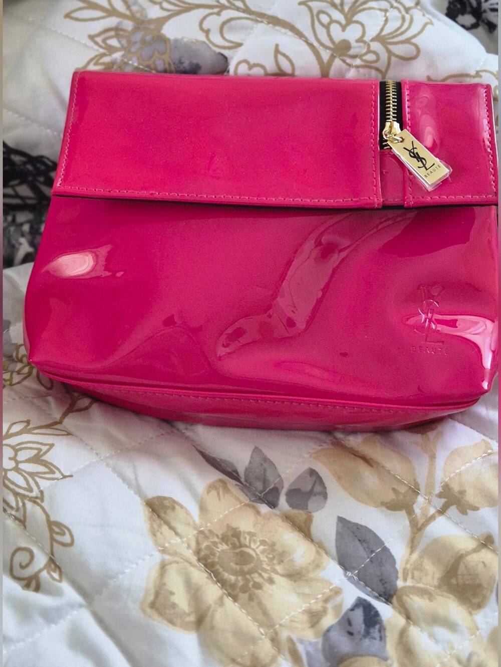 Yves Saint Laurent Glossy Fuchsia Patent Leather Cosmetic Pouch NWOT